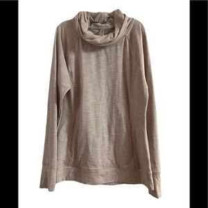 🌻 Freedom Trail By Kodan- Pull over. Size XL GUC